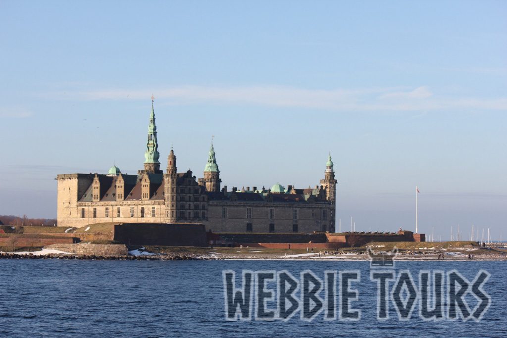 Kronborg slott sett från Öresund